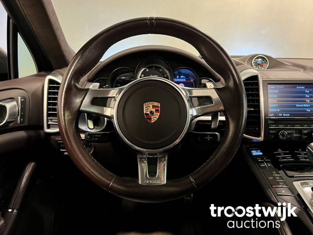 Porsche Cayenne Turbo 4.8 V8 500PS Sport-Design 2013 Sport-Chrono, 7-XRX-90