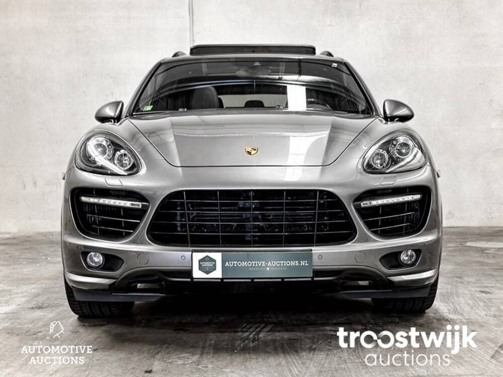 Porsche Cayenne Turbo 4.8 V8 500PS Sport-Design 2013 Sport-Chrono, 7-XRX-90