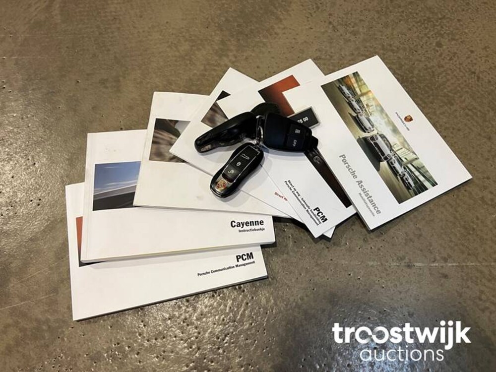 Porsche Cayenne Turbo 4.8 V8 500PS Sport-Design 2013 Sport-Chrono, 7-XRX-90
