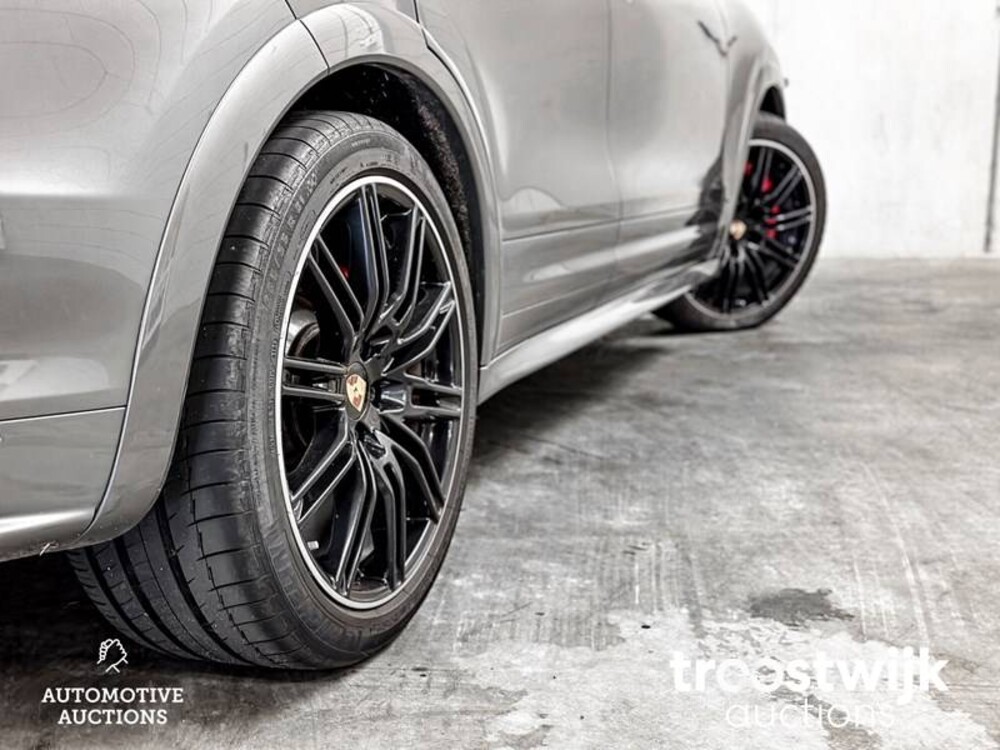 Porsche Cayenne Turbo 4.8 V8 500PS Sport-Design 2013 Sport-Chrono, 7-XRX-90