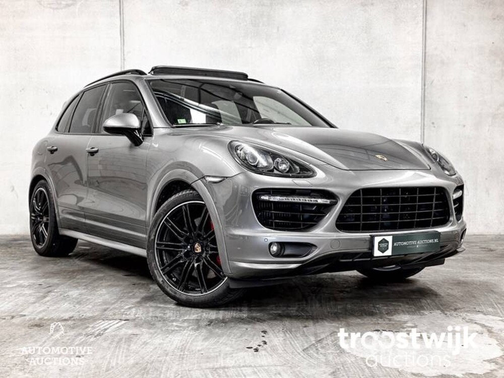 Porsche Cayenne Turbo 4.8 V8 500PS Sport-Design 2013 Sport-Chrono, 7-XRX-90