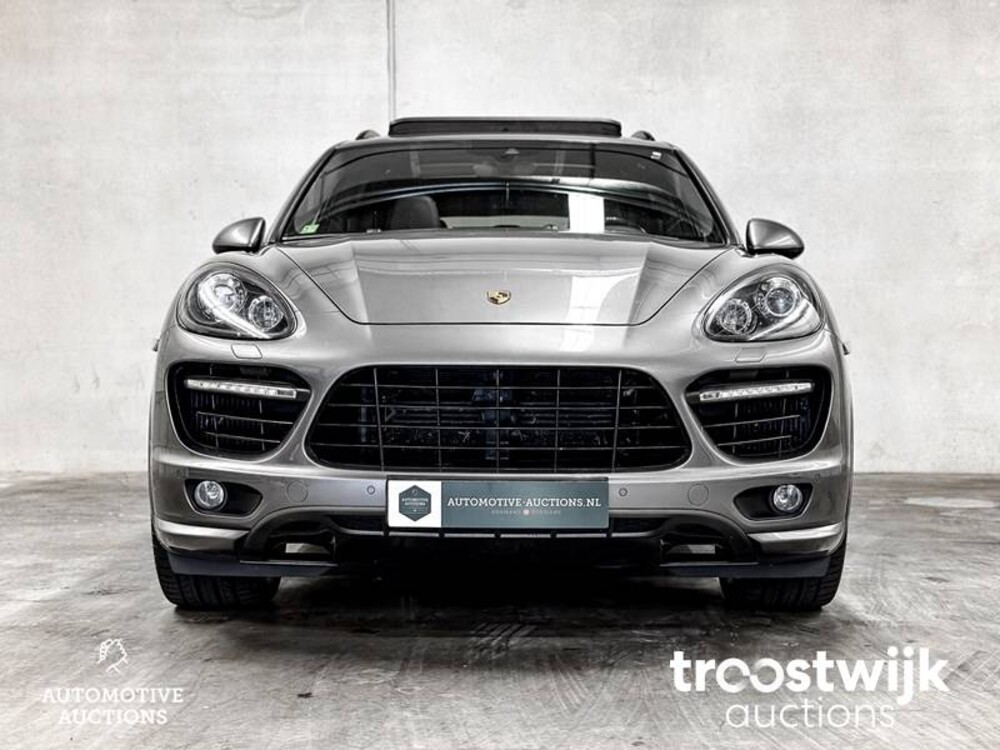 Porsche Cayenne Turbo 4.8 V8 500PS Sport-Design 2013 Sport-Chrono, 7-XRX-90