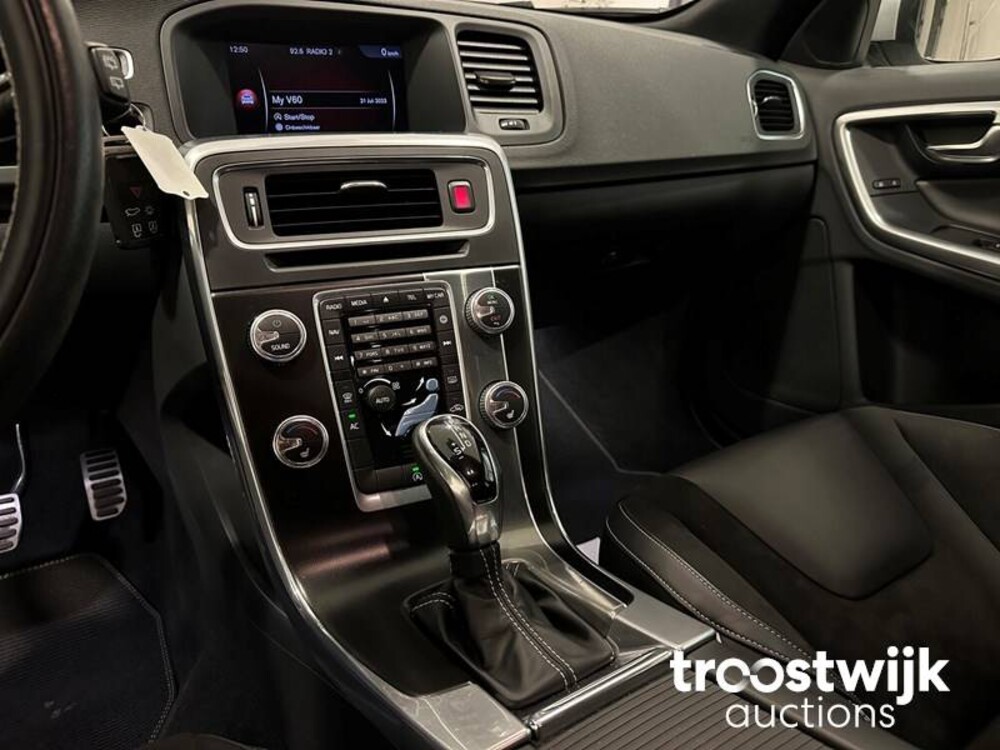 Volvo V60 Business Sport 2.0 D4 190PS 2018 -Orig. NL-, TL-707-B