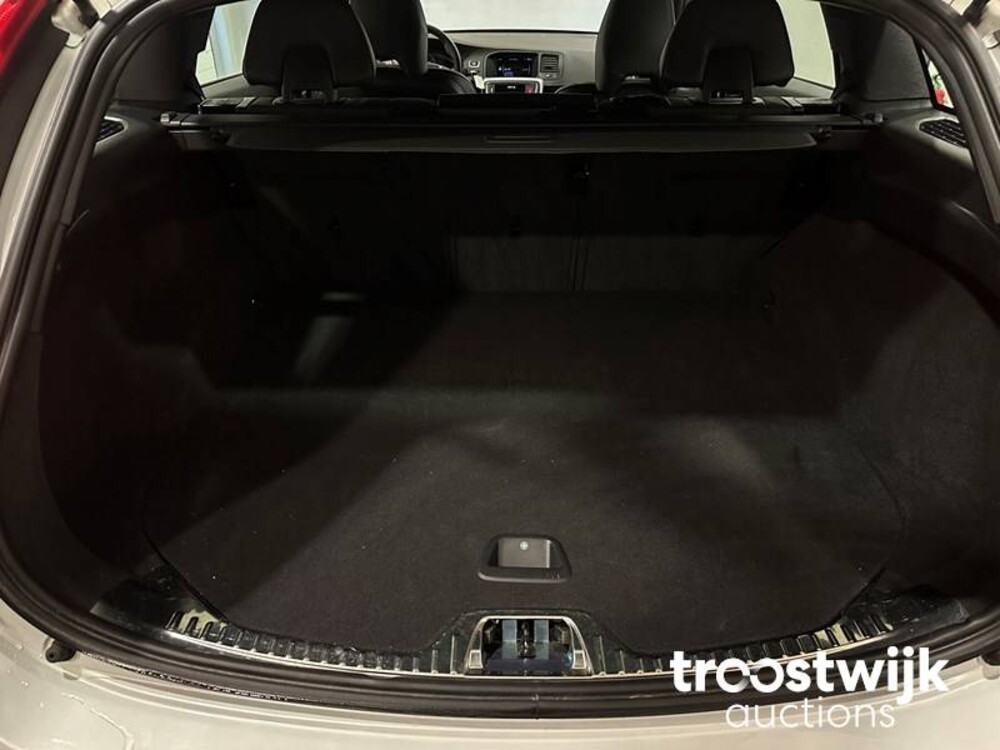 Volvo V60 Business Sport 2.0 D4 190PS 2018 -Orig. NL-, TL-707-B