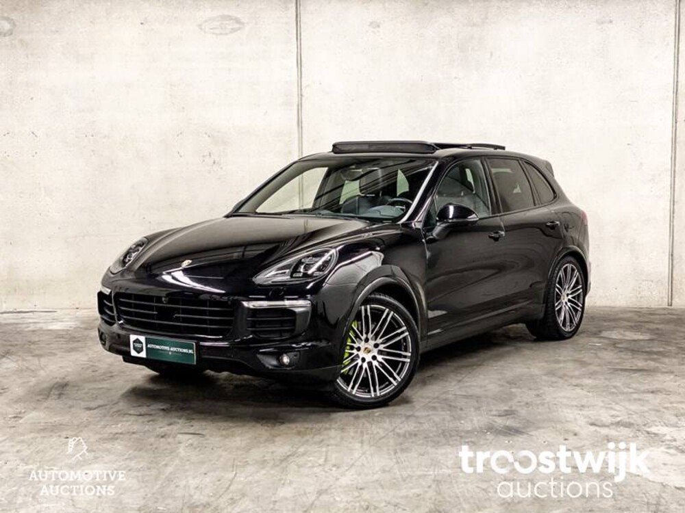 Porsche Cayenne S E-Hybrid 3.0 V6 Sport Chrono 416pk 2015 -Orig NL-, HF-254-S