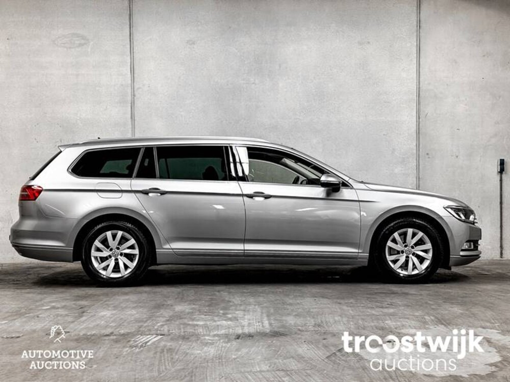 Volkswagen Passat Variant 1.6 TDI DSG Comfortline Business 120PS 2018 -Orig. NL-, RN-337-T