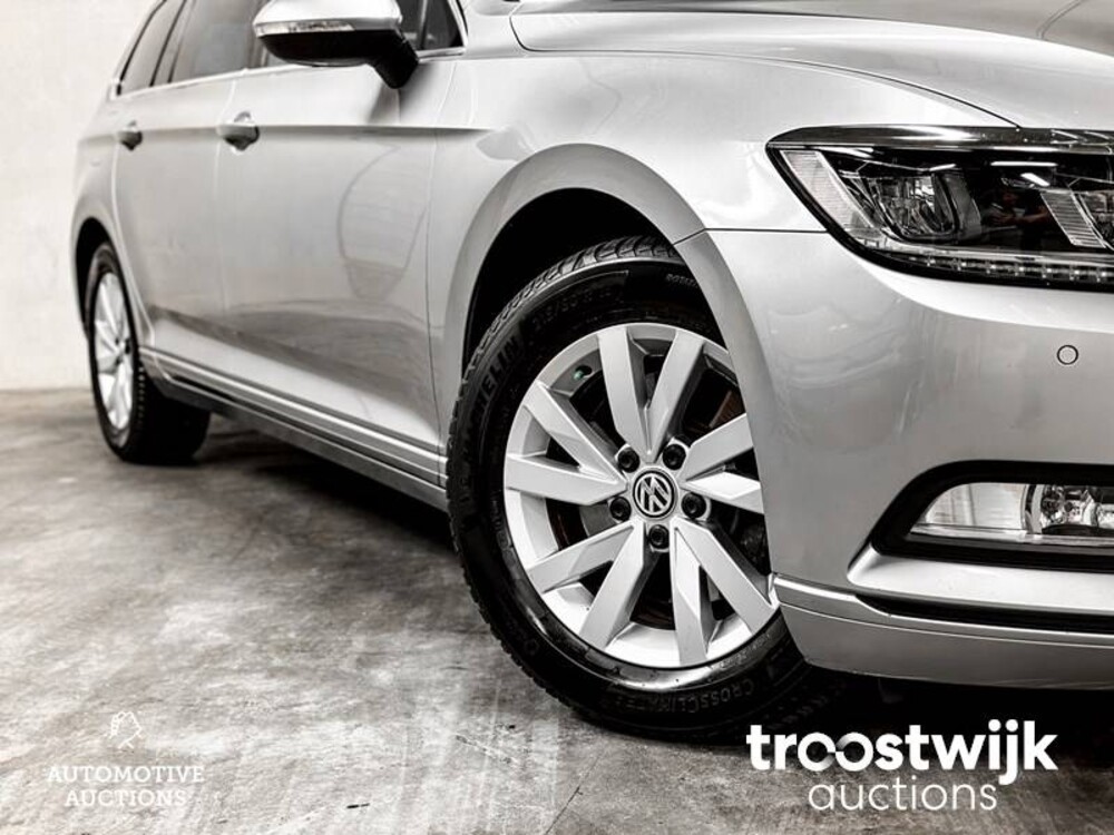 Volkswagen Passat Variant 1.6 TDI DSG Comfortline Business 120PS 2018 -Orig. NL-, RN-337-T