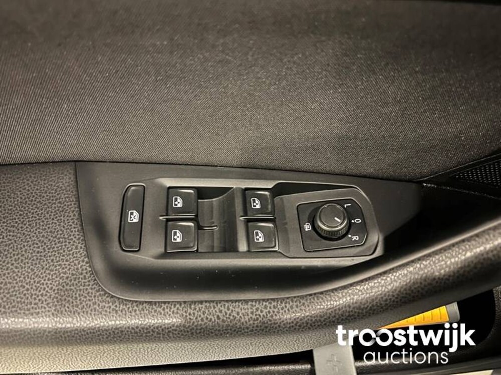 Volkswagen Passat Variant 1.6 TDI DSG Comfortline Business 120PS 2018 -Orig. NL-, RN-337-T