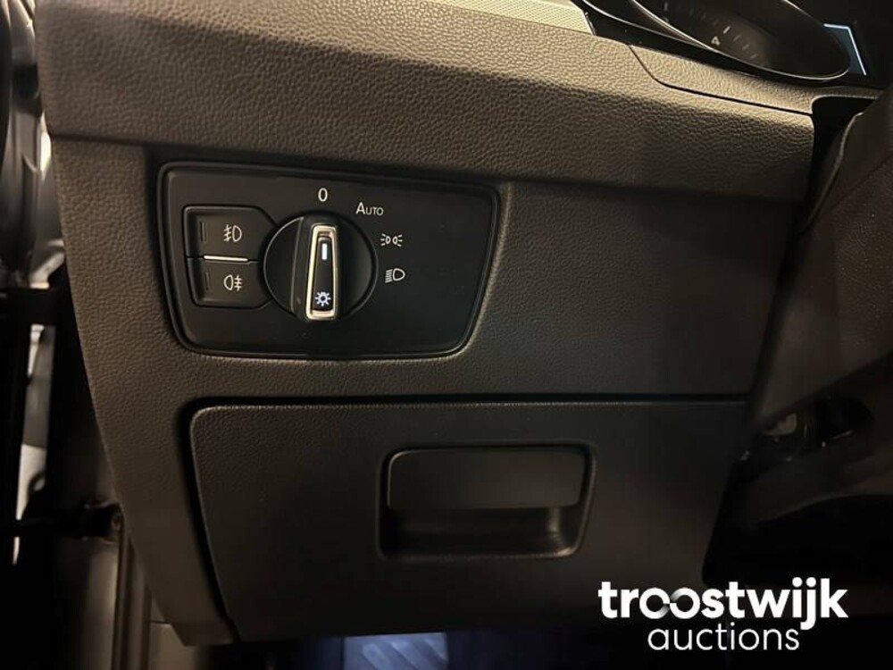 Volkswagen Passat Variant 1.6 TDI DSG Comfortline Business 120PS 2018 -Orig. NL-, RN-337-T