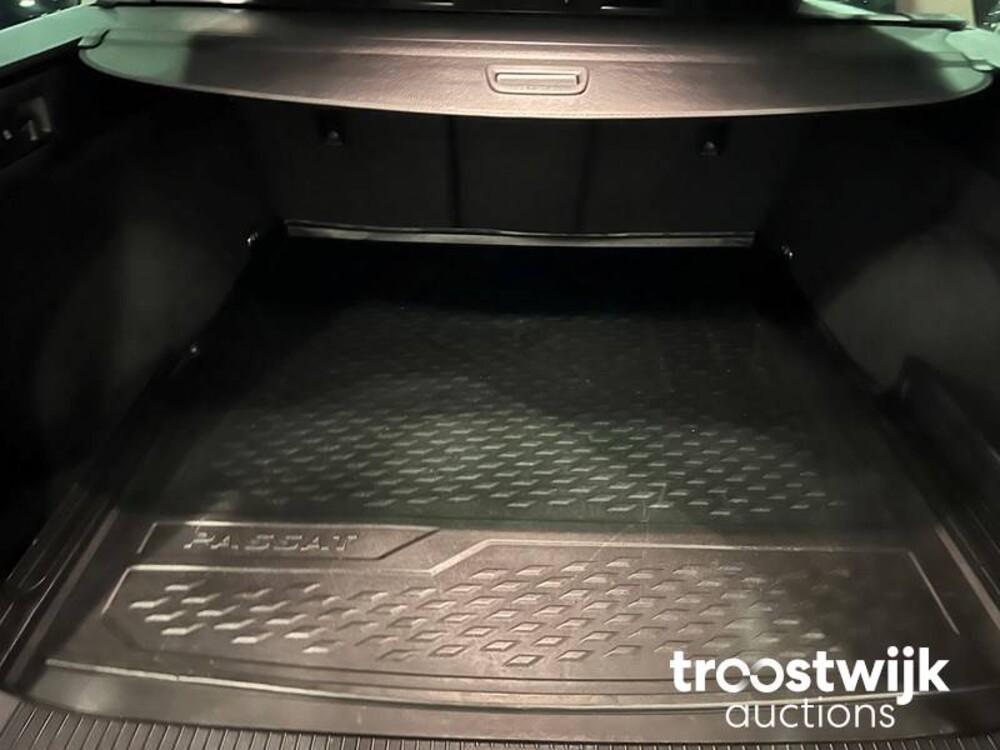 Volkswagen Passat Variant 1.6 TDI DSG Comfortline Business 120PS 2018 -Orig. NL-, RN-337-T