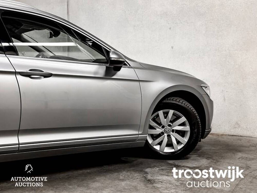 Volkswagen Passat Variant 1.6 TDI DSG Comfortline Business 120PS 2018 -Orig. NL-, RN-337-T