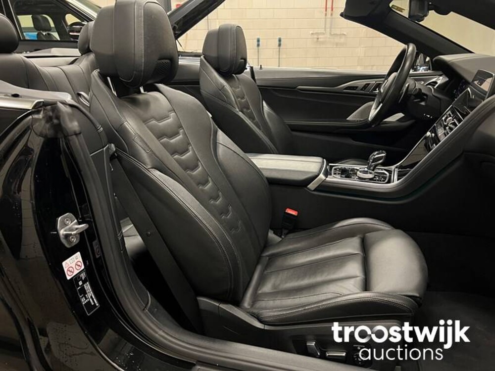 BMW M850i xDrive 4.4 V8 High Executive G14 530pk 2019 -Orig. NL- Cabriolet 8-Serie, ZB-634-S