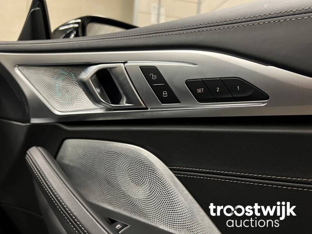 BMW M850i xDrive 4.4 V8 High Executive G14 530pk 2019 -Orig. NL- Cabriolet 8-Serie, ZB-634-S