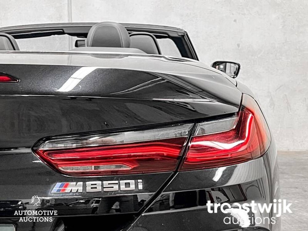 BMW M850i xDrive 4.4 V8 High Executive G14 530pk 2019 -Orig. NL- Cabriolet 8-Serie, ZB-634-S