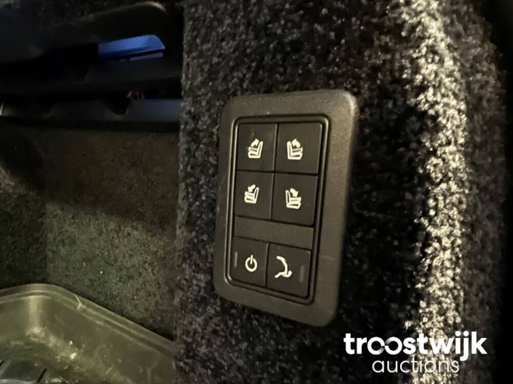 Land Rover Range Rover 4.4 SDV8 Autobiography 340 PS 2015, J-564-ZP