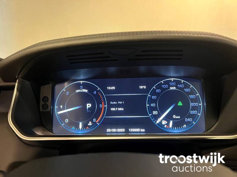 Land Rover Range Rover 4.4 SDV8 Autobiography 340 PS 2015, J-564-ZP