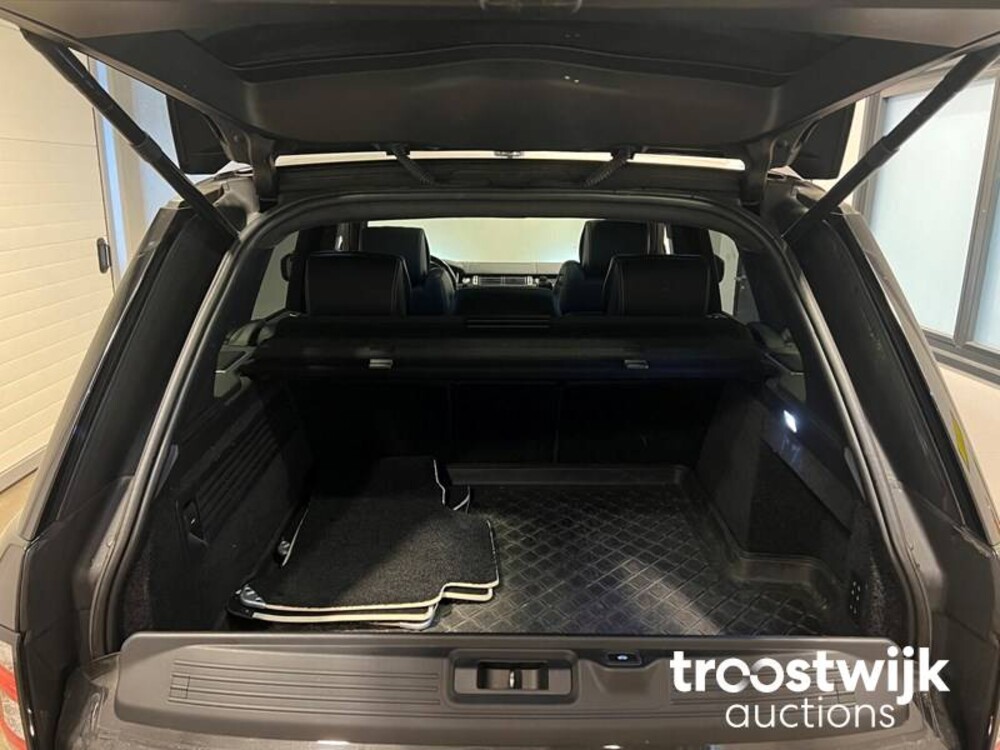 Land Rover Range Rover 4.4 SDV8 Autobiography 340 PS 2015, J-564-ZP