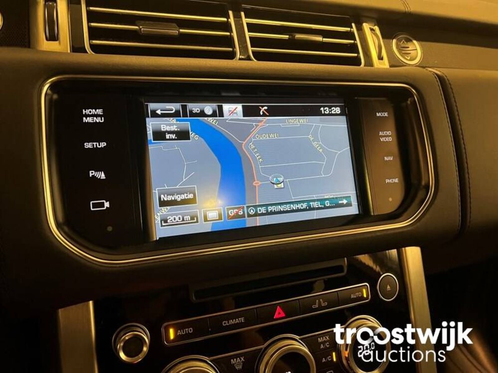 Land Rover Range Rover 4.4 SDV8 Autobiography 340 PS 2015, J-564-ZP