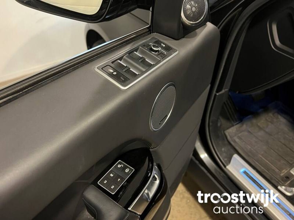 Land Rover Range Rover 4.4 SDV8 Autobiography 340 PS 2015, J-564-ZP