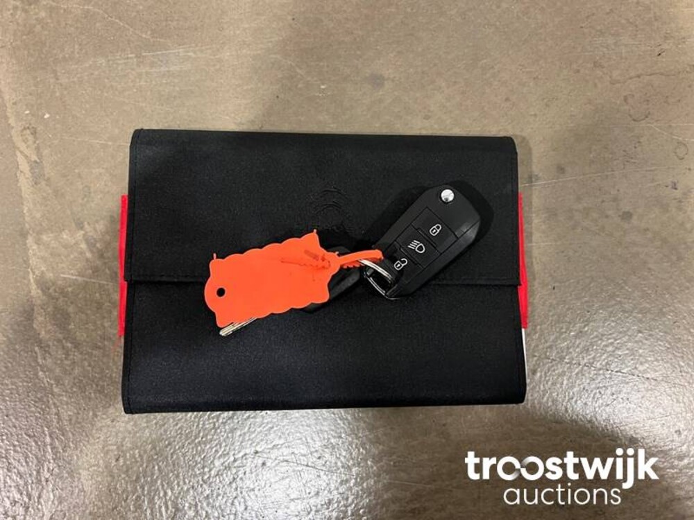 Citroen C3 1.2 PureTech S&S Feel Edition 82hp 2019 -Orig. NL-, G-370-RL