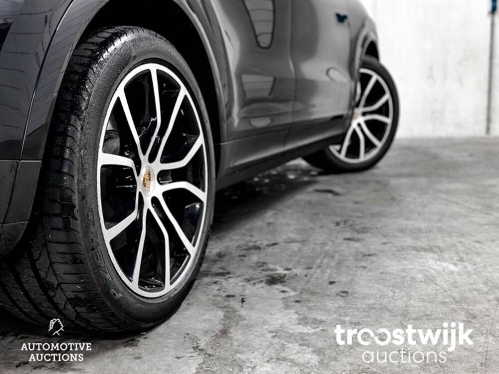 Porsche Cayenne E-Hybrid 3.0 V6 Sport-Chrono 462PS 2018 -Orig. NL-, TD-052-B