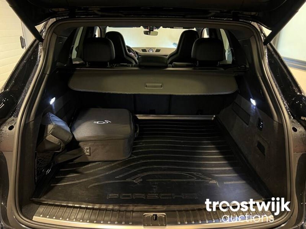 Porsche Cayenne E-Hybrid 3.0 V6 Sport-Chrono 462PS 2018 -Orig. NL-, TD-052-B