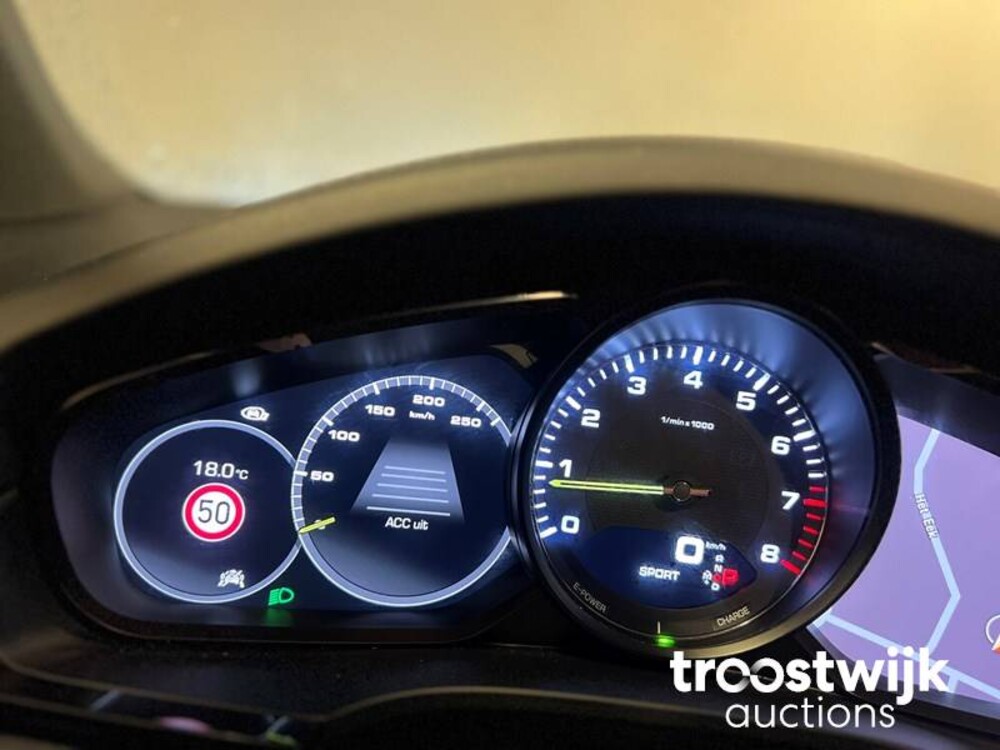 Porsche Cayenne E-Hybrid 3.0 V6 Sport-Chrono 462PS 2018 -Orig. NL-, TD-052-B