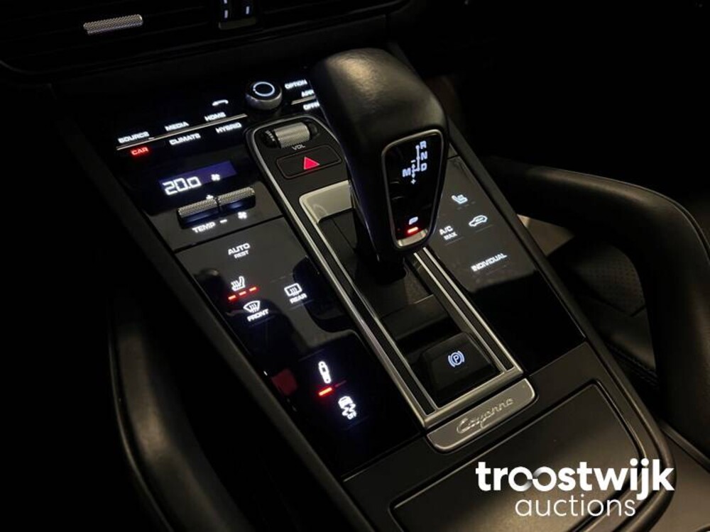 Porsche Cayenne E-Hybrid 3.0 V6 Sport-Chrono 462PS 2018 -Orig. NL-, TD-052-B