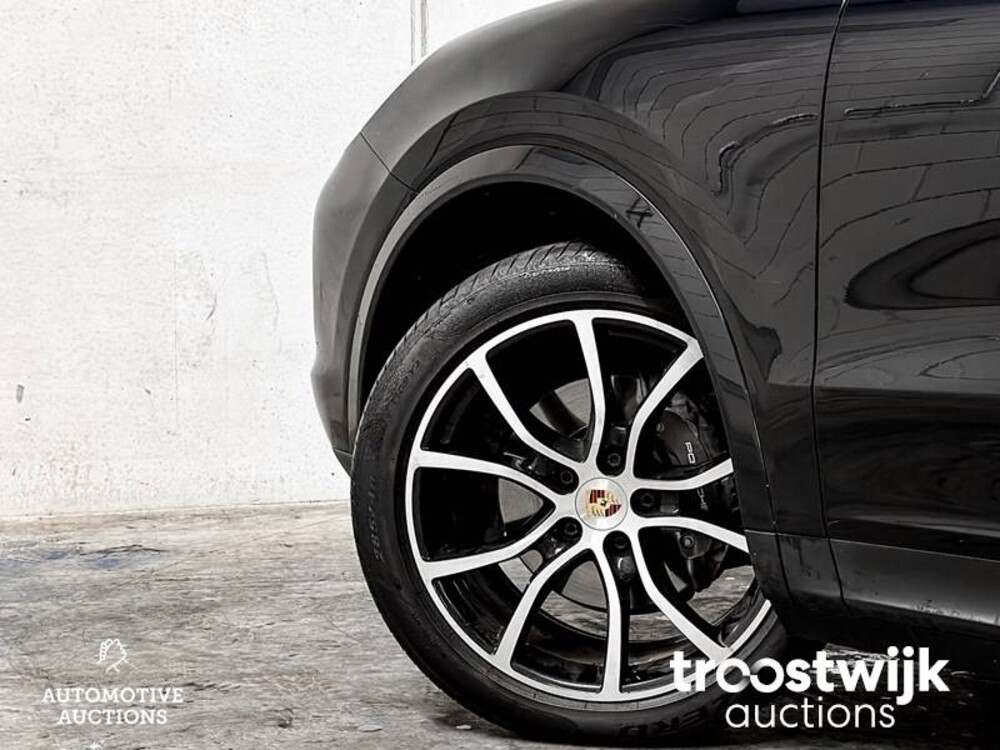 Porsche Cayenne E-Hybrid 3.0 V6 Sport-Chrono 462PS 2018 -Orig. NL-, TD-052-B