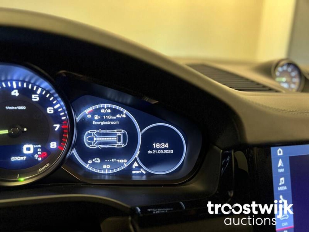 Porsche Cayenne E-Hybrid 3.0 V6 Sport-Chrono 462PS 2018 -Orig. NL-, TD-052-B