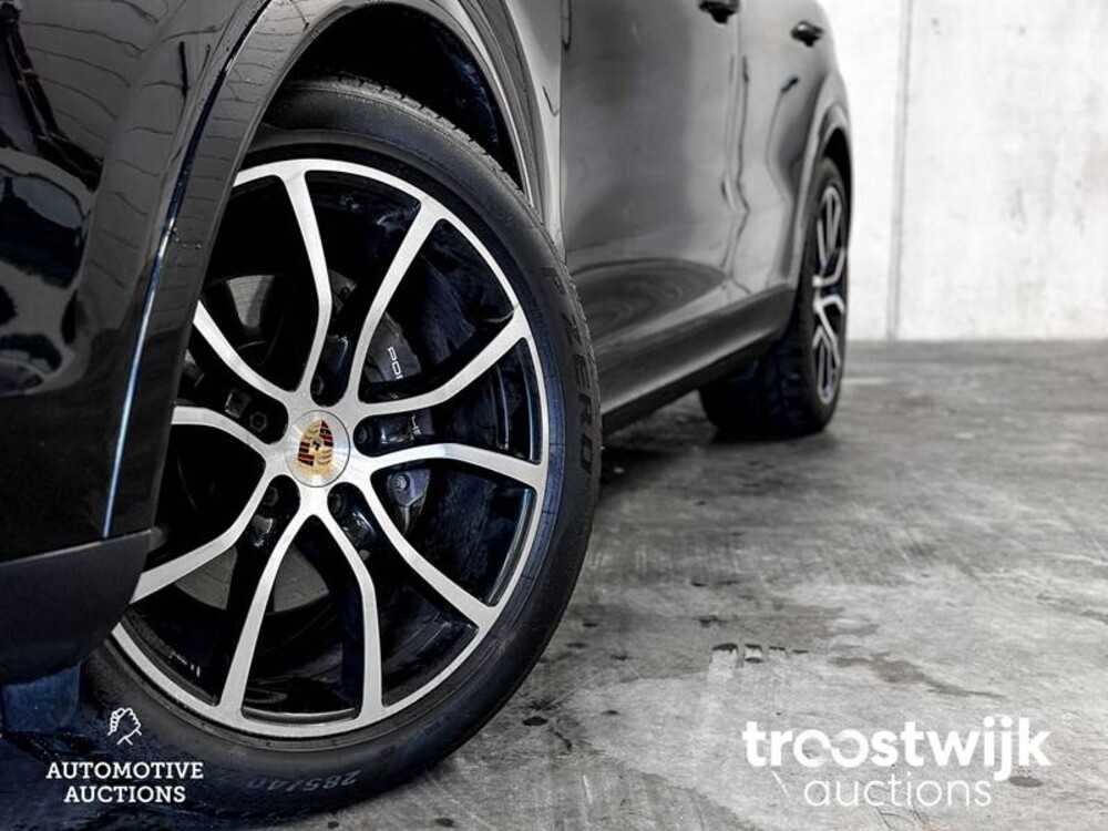 Porsche Cayenne E-Hybrid 3.0 V6 Sport-Chrono 462PS 2018 -Orig. NL-, TD-052-B