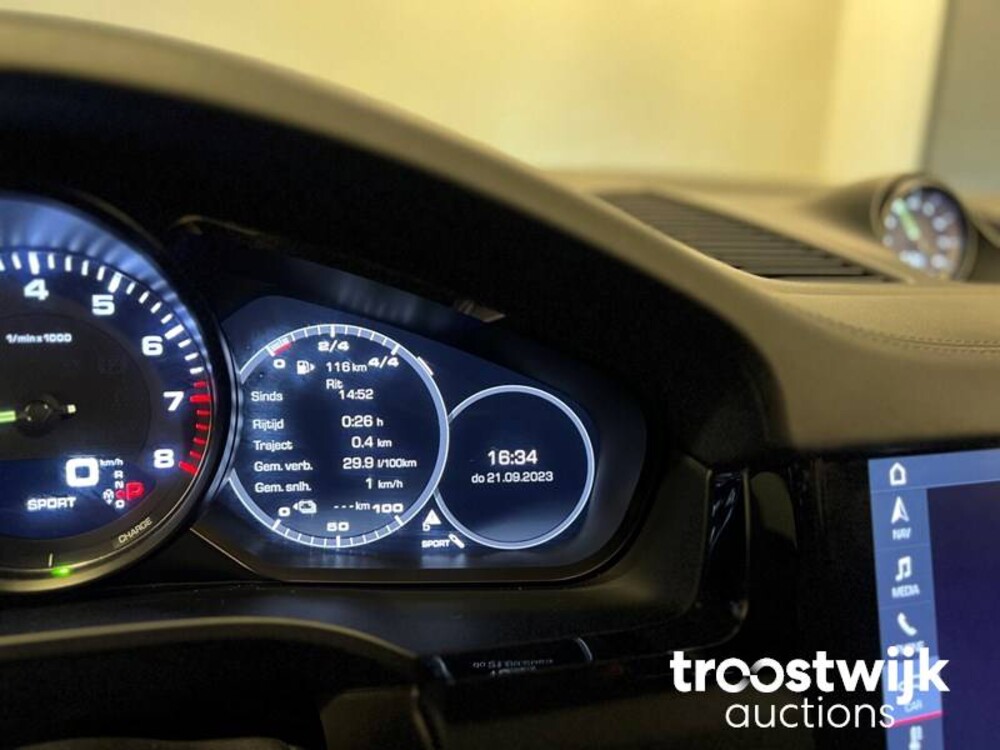 Porsche Cayenne E-Hybrid 3.0 V6 Sport-Chrono 462PS 2018 -Orig. NL-, TD-052-B