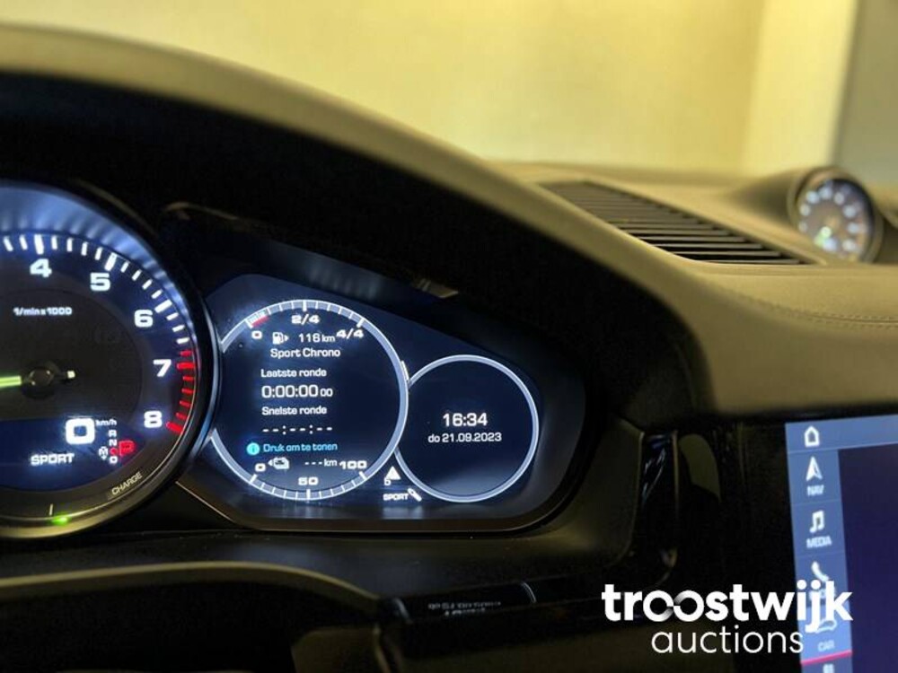 Porsche Cayenne E-Hybrid 3.0 V6 Sport-Chrono 462PS 2018 -Orig. NL-, TD-052-B