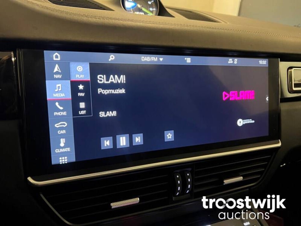 Porsche Cayenne E-Hybrid 3.0 V6 Sport-Chrono 462PS 2018 -Orig. NL-, TD-052-B