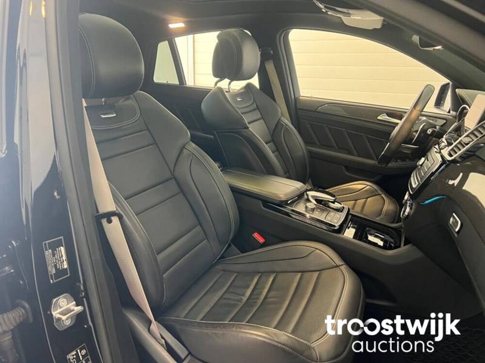 Mercedes-Benz GLE63s AMG 5.5 V8 4Matic Coupe 585hp 2018 GLE-Class