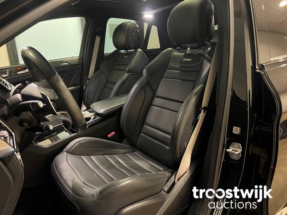 Mercedes-Benz GLE63s AMG 5.5 V8 4Matic Coupe 585hp 2018 GLE-Class