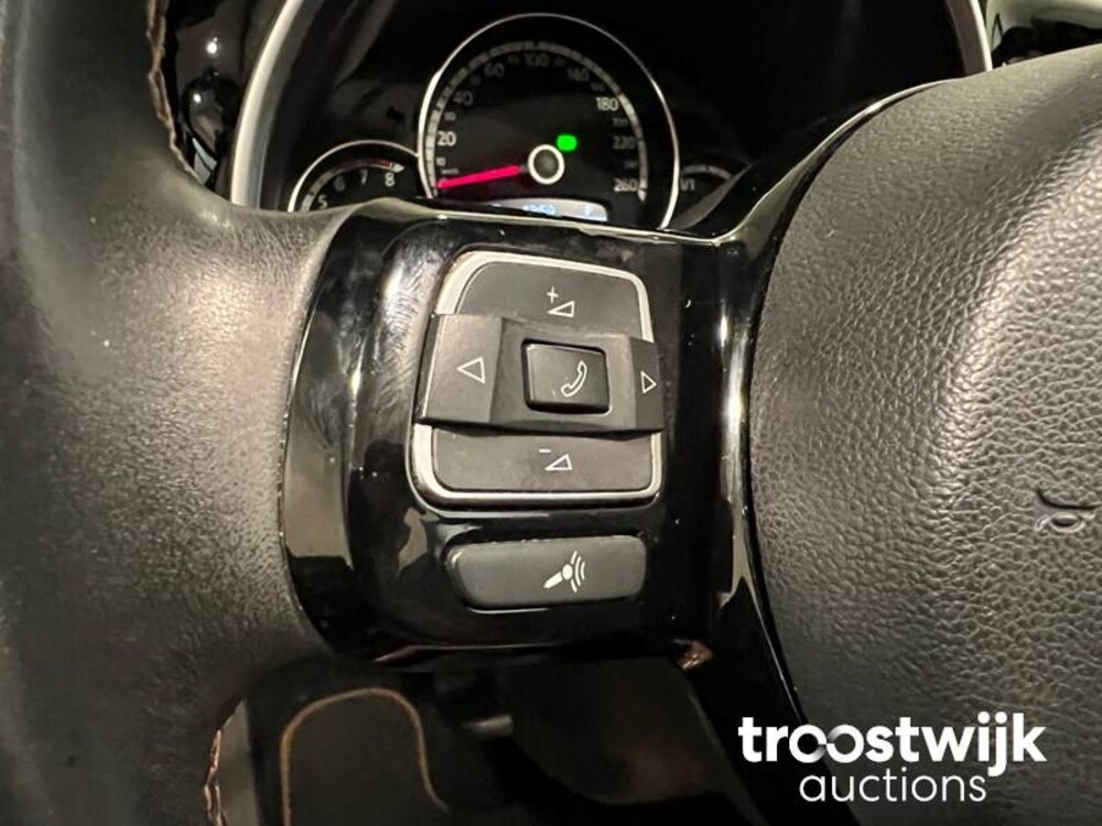 Volkswagen Beetle Cabriolet 1.4 TSI Sport 160 PS 2014, GD-609-V