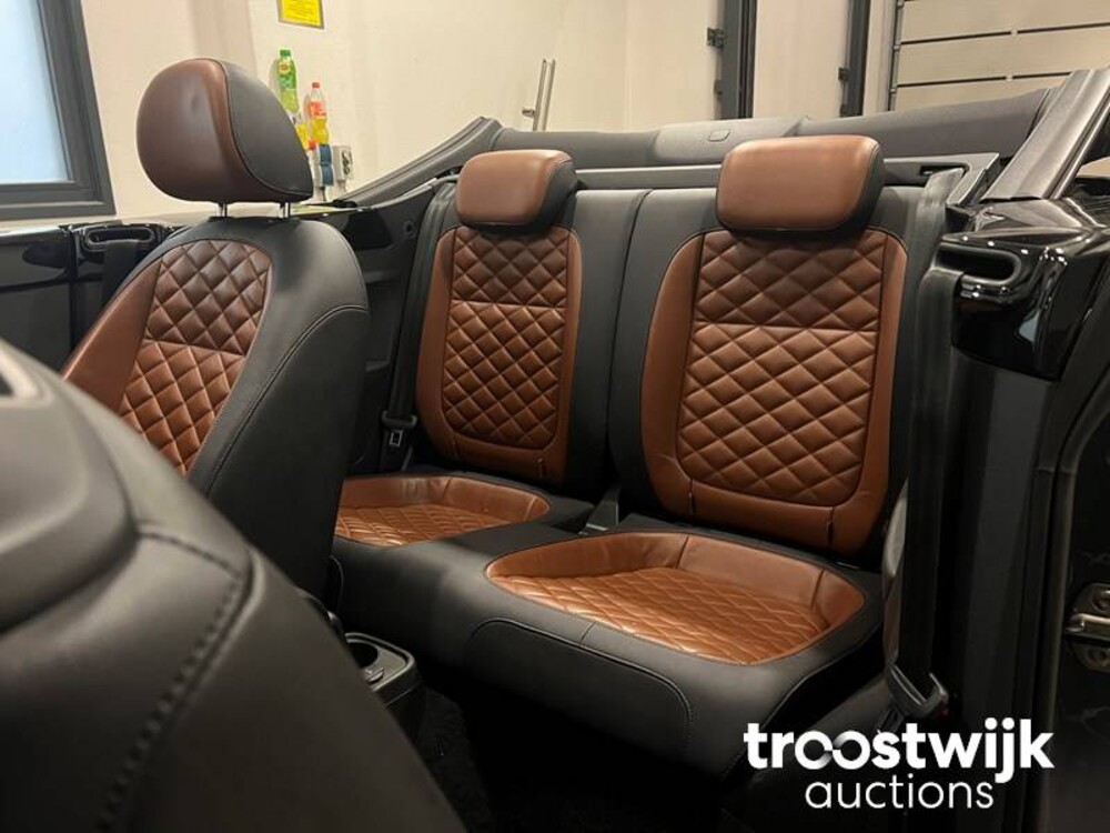 Volkswagen Beetle Cabriolet 1.4 TSI Sport 160 PS 2014, GD-609-V