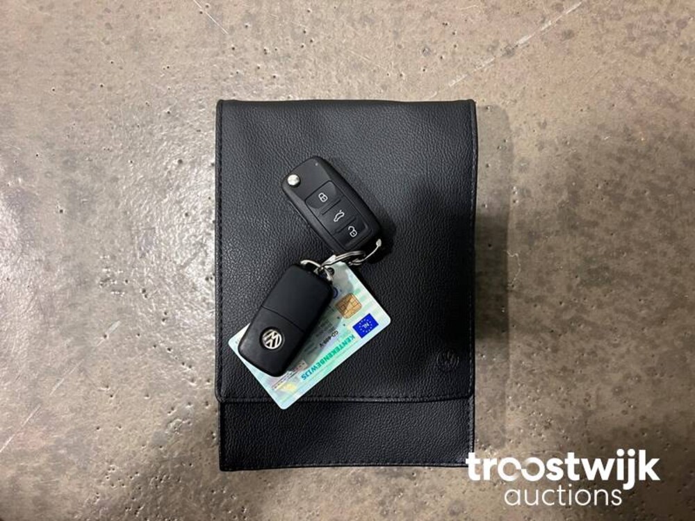 Volkswagen Beetle Cabriolet 1.4 TSI Sport 160 PS 2014, GD-609-V