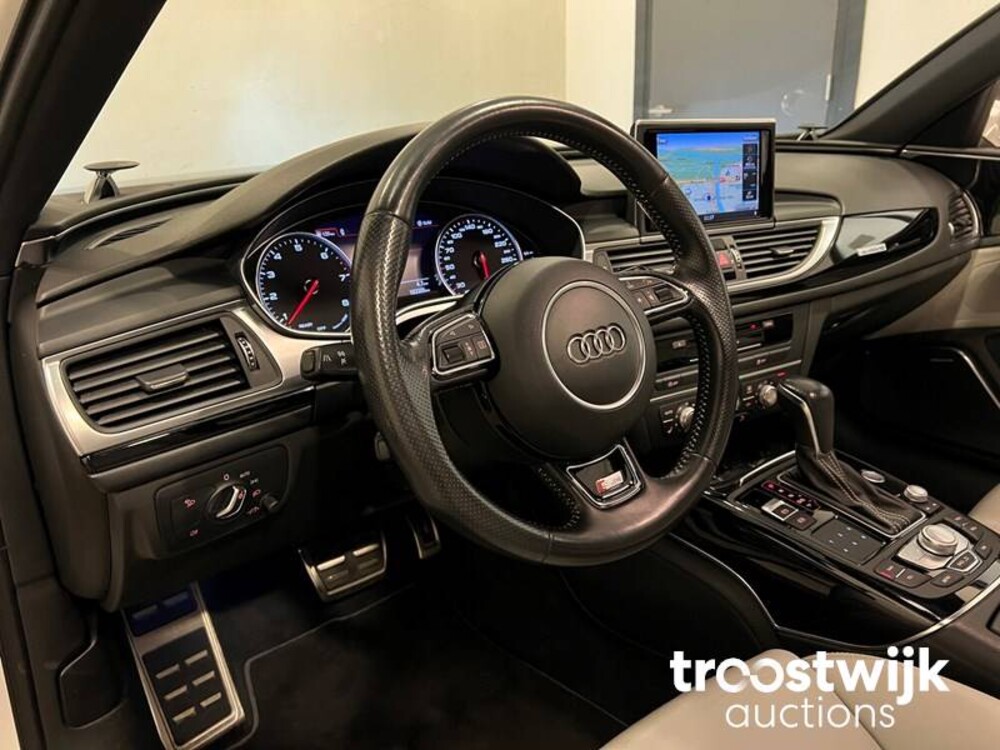 Audi A6 Avant S-Line 3.0 V6 TFSI Quattro Sport Edition 333 PS 2016, J-252-FS