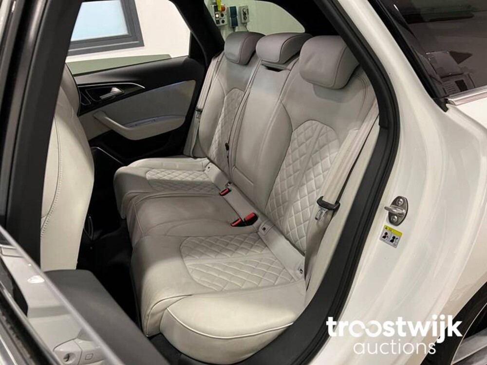 Audi A6 Avant S-Line 3.0 V6 TFSI Quattro Sport Edition 333 PS 2016, J-252-FS