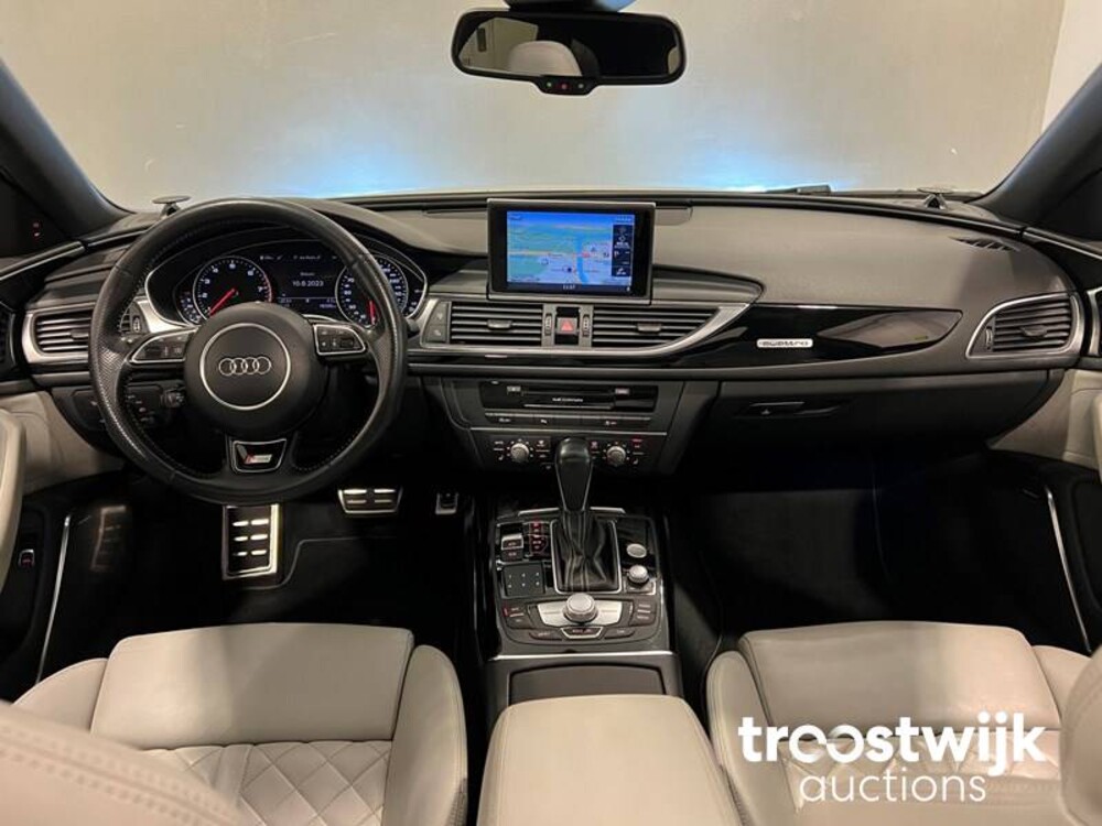 Audi A6 Avant S-Line 3.0 V6 TFSI Quattro Sport Edition 333 PS 2016, J-252-FS