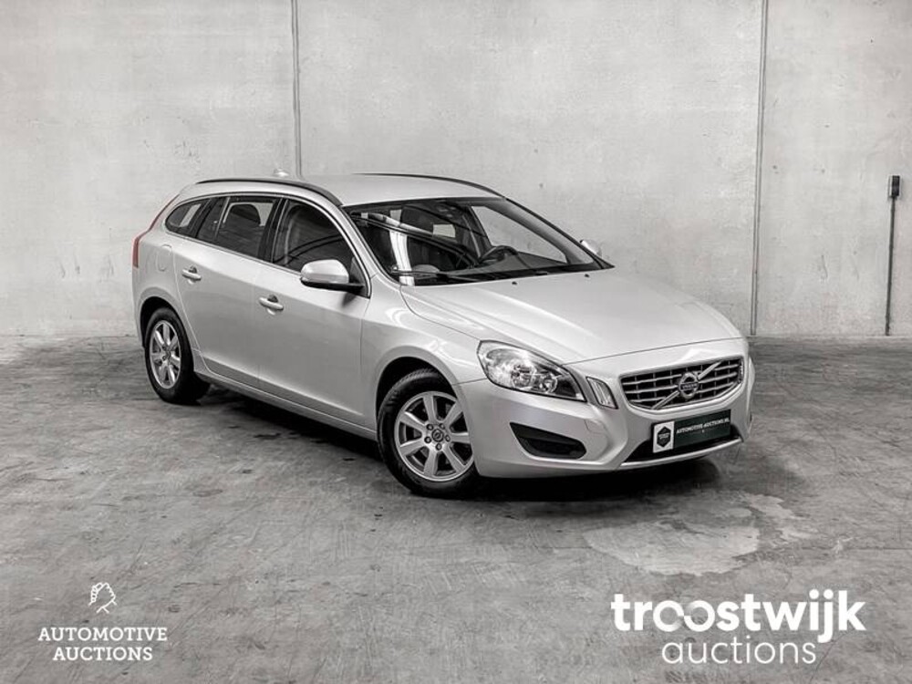 Volvo V60 2.0 D3 5-Cilinder Momentum 163 PS 2011, 10-XRX-7