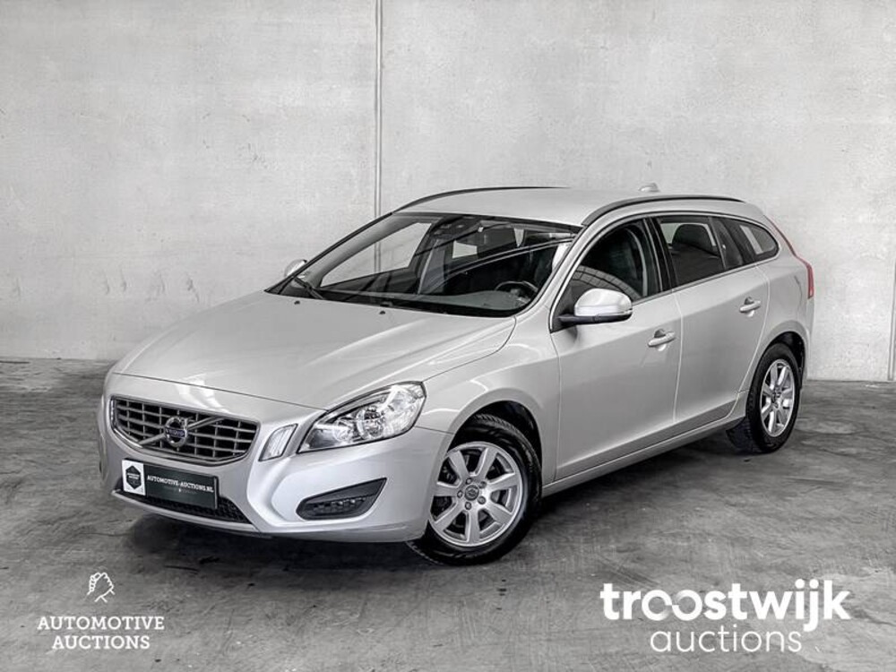 Volvo V60 2.0 D3 5-Cilinder Momentum 163 PS 2011, 10-XRX-7