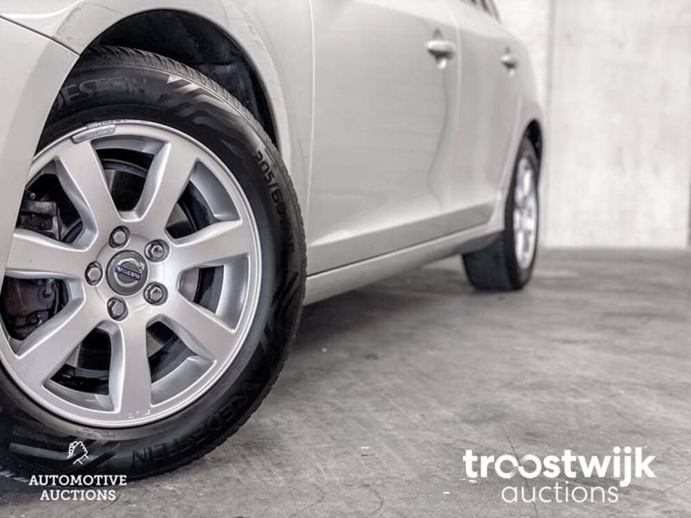 Volvo V60 2.0 D3 5-Cilinder Momentum 163 PS 2011, 10-XRX-7