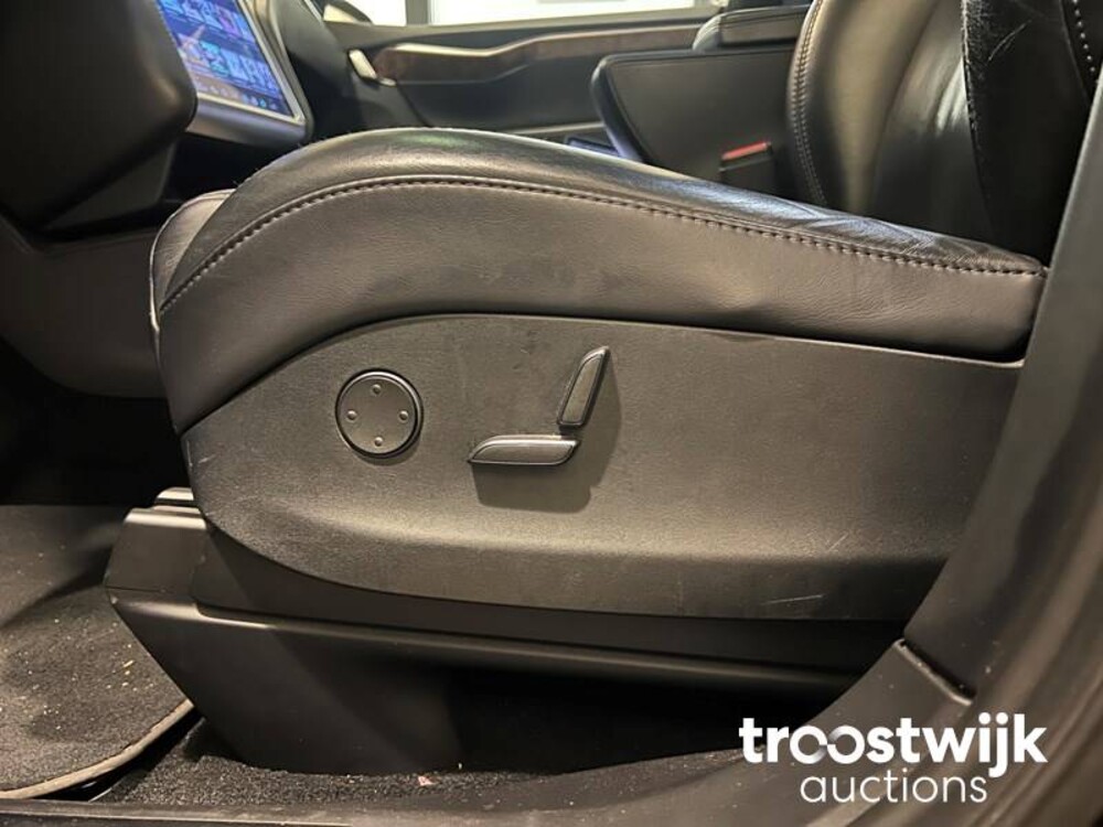 Tesla Model X 75d 6-Persoons 333hp 2017 -Orig. NL-, PT-595-K