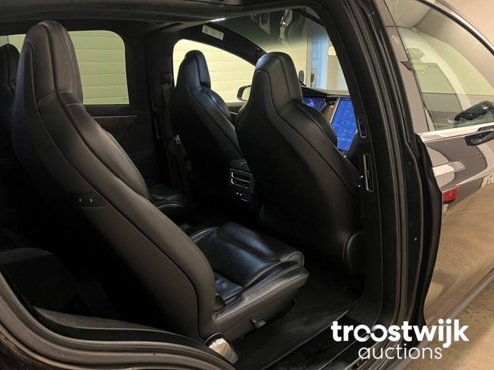 Tesla Model X 75d 6-Persoons 333hp 2017 -Orig. NL-, PT-595-K
