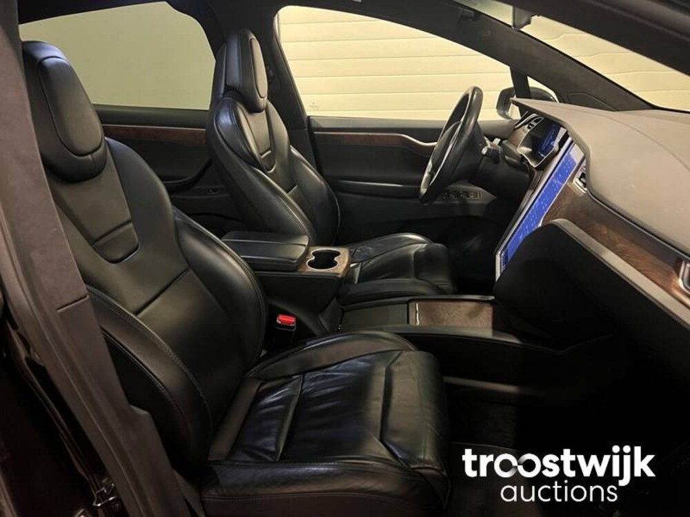 Tesla Model X 75d 6-Persoons 333hp 2017 -Orig. NL-, PT-595-K