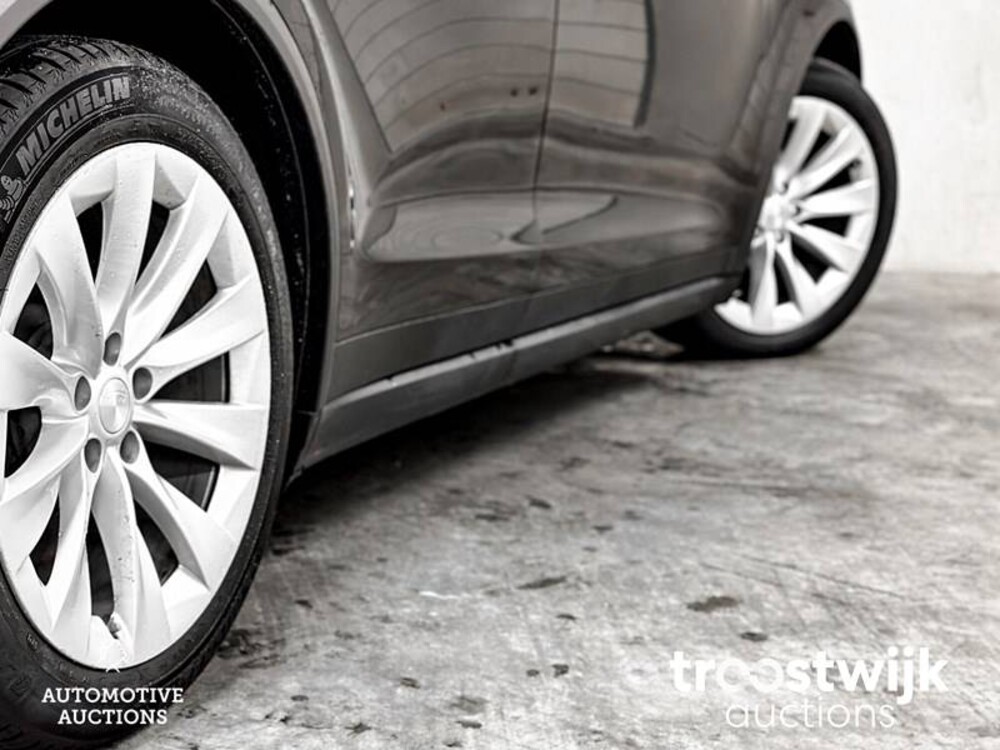 Tesla Model X 75d 6-Persoons 333hp 2017 -Orig. NL-, PT-595-K