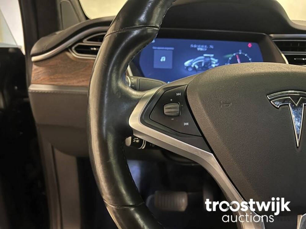 Tesla Model X 75d 6-Persoons 333hp 2017 -Orig. NL-, PT-595-K